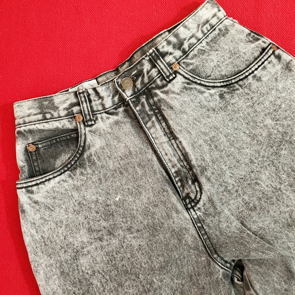 Great Plains Clothing Co. Denim - GREAT PLAINS CLOTHING CO. black stone wash faded high rise Mom jeans sz.11 80s